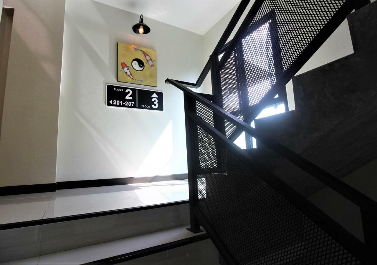 The Y Smart Hotel Chiang Mai Esterno foto
